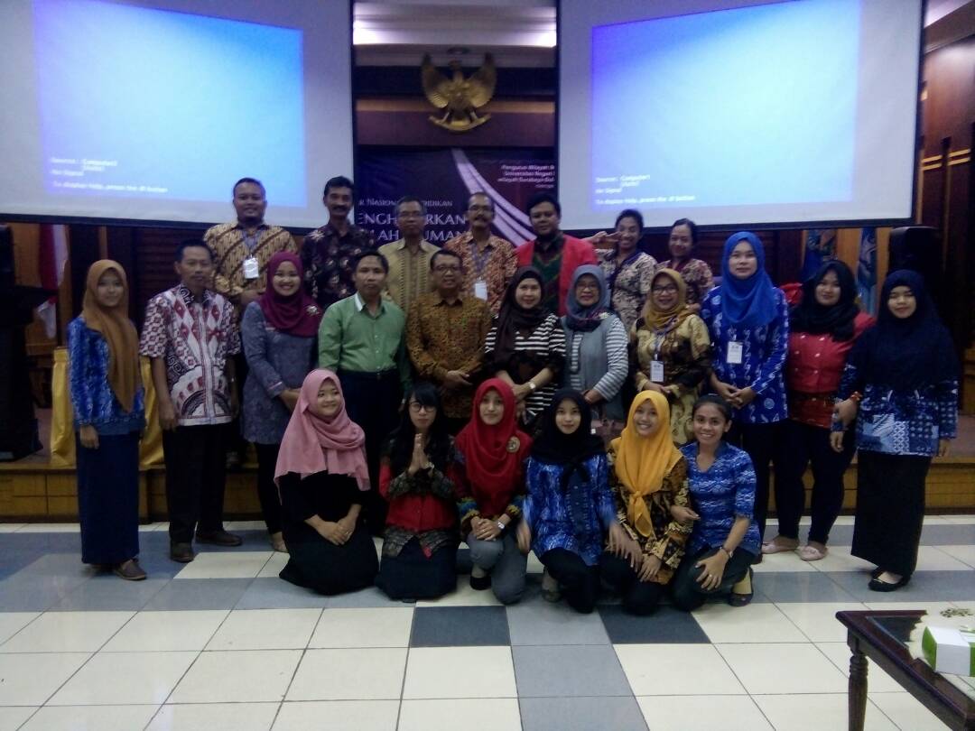 Foto bersama pengurus dan alumni UM wilayah SSG